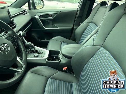 Used 2022 Toyota RAV4 XSE w/ XSE Grade Weather Package AWD/4WD image 4