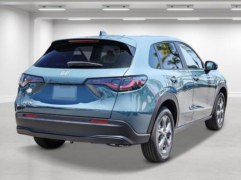 New 2026 Honda HR-V LX image 4