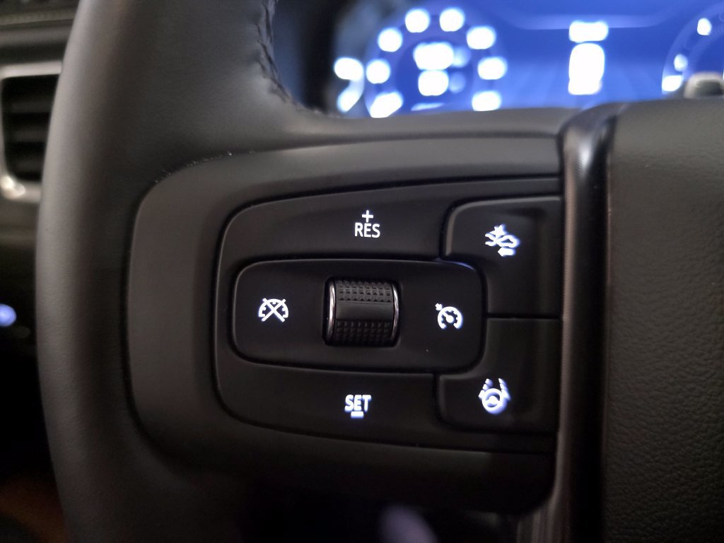 Used 2024 GMC Yukon Denali Ultimate w/ LPO, Floor Liner Package AWD/4WD image 25