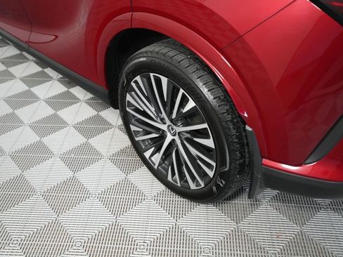 Certified 2024 Lexus RX 350 w/ Technology Package image 8