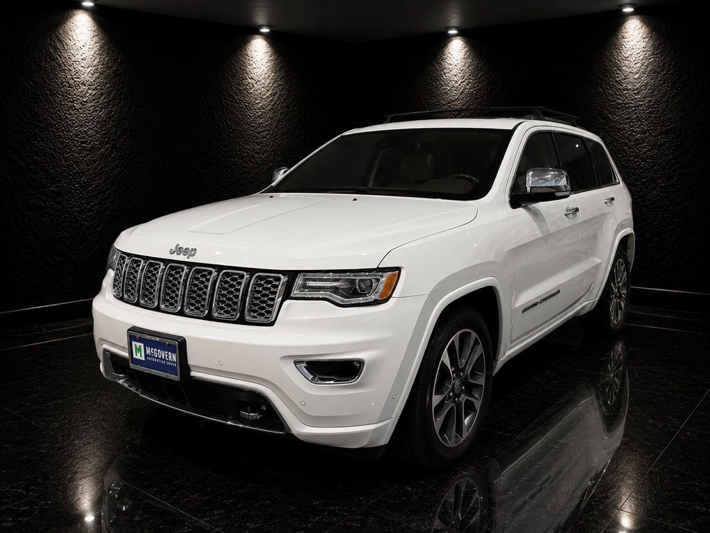 Used 2018 Jeep Grand Cherokee Overland AWD/4WD image 1