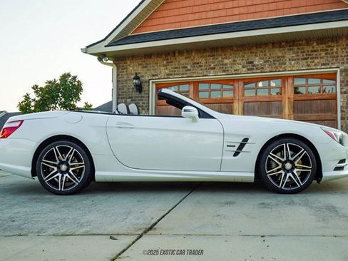 Used 2015 Mercedes-Benz SL 550 image 7