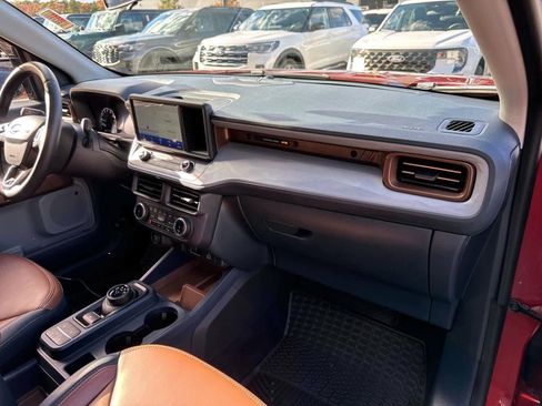 Used 2024 Ford Maverick Lariat w/ 4K Tow Package image 9