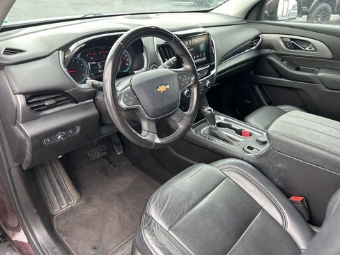 Used 2019 Chevrolet Traverse LT w/ LT Premium Package image 18