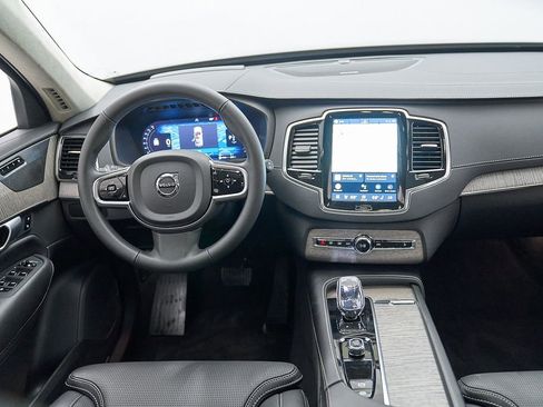 Certified 2024 Volvo XC90 T8 Ultimate w/ Lounge Package AWD/4WD image 27