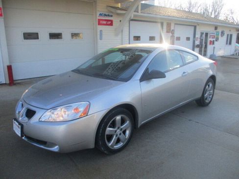 Used 2007 Pontiac G6 GT w/ Sun And Sound Package image 12