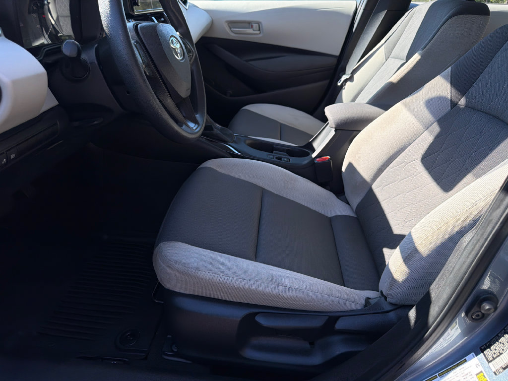 Used 2024 Toyota Corolla LE FWD image 11