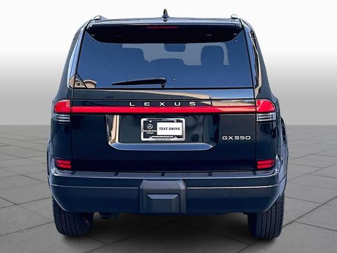 Used 2024 Lexus GX 550 w/ Accessory Package (2T) image 5