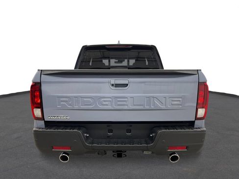 New 2026 Honda Ridgeline Black Edition image 4