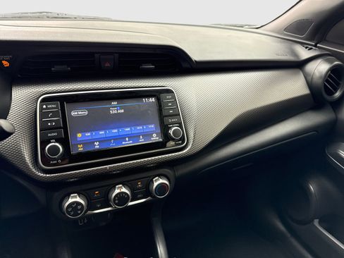 Used 2020 Nissan Kicks S FWD image 24