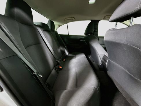 Used 2021 Toyota Corolla LE FWD image 26