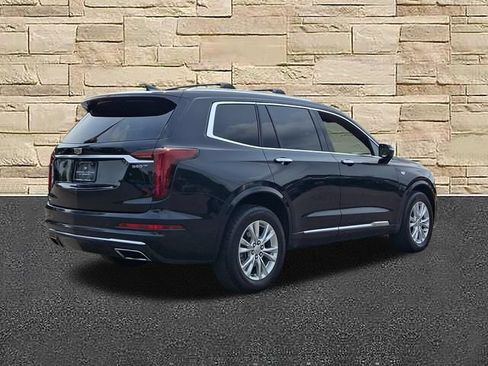 Certified 2024 Cadillac XT6 Luxury AWD/4WD image 4