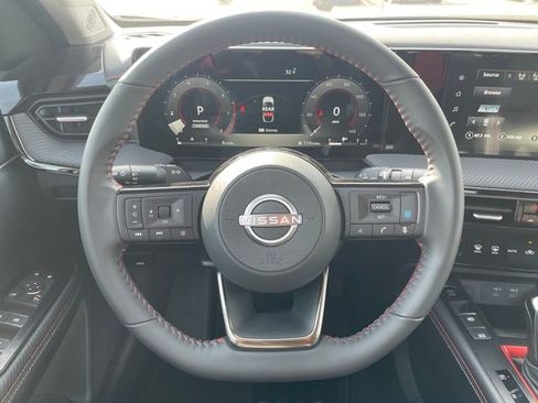 New 2025 Nissan Kicks SR w/ Illumination Package image 16