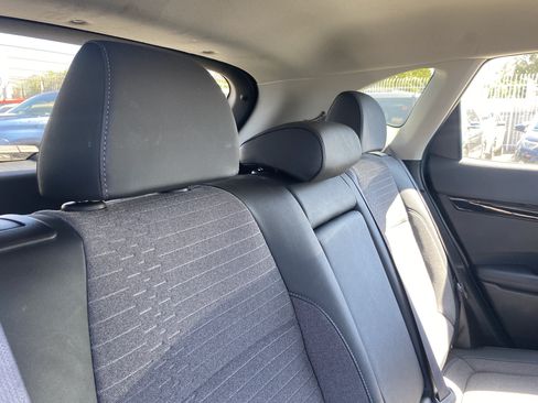 Used 2022 Kia Seltos S FWD image 24