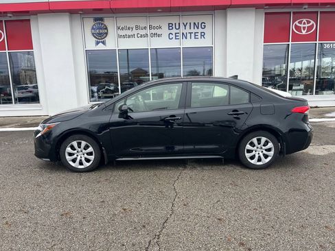 Certified 2023 Toyota Corolla LE image 31