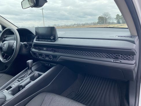 Certified 2023 Honda Accord LX image 14