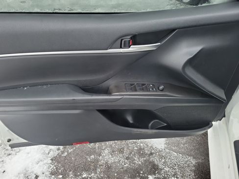 Used 2023 Toyota Camry LE image 17