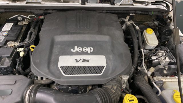 Used 2016 Jeep Wrangler Unlimited Sport w/ Dual Top Group AWD/4WD image 24