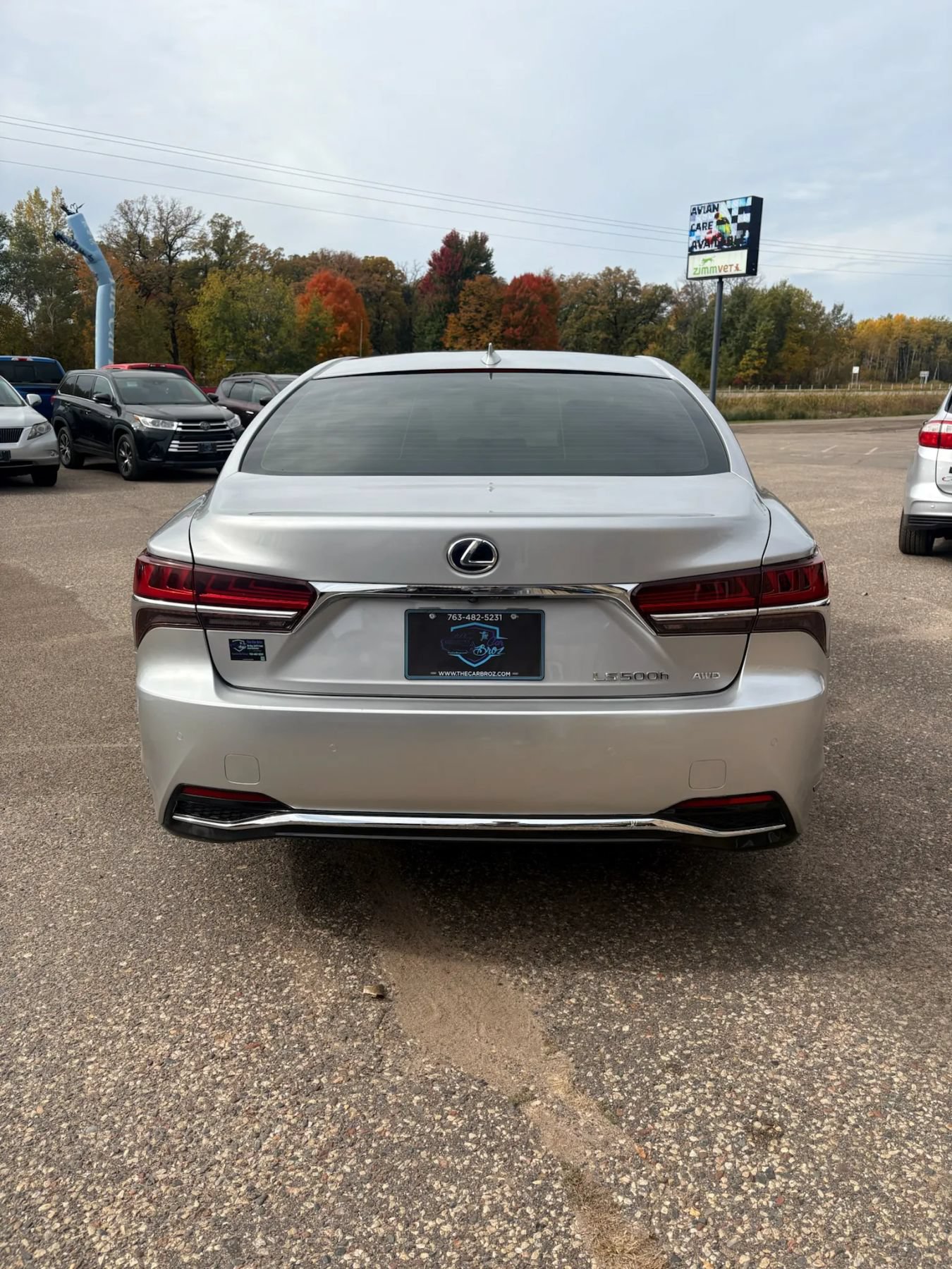 Used 2018 Lexus LS 500h AWD w/ Accessory Package (Z1) image 6