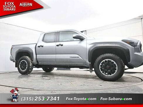 New 2025 Toyota Tacoma TRD Off-Road image 18