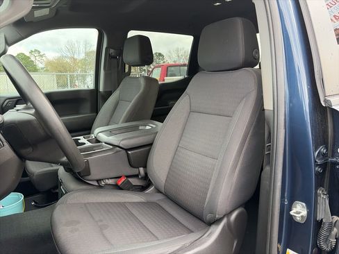 Used 2023 Chevrolet Silverado 1500 Custom image 12