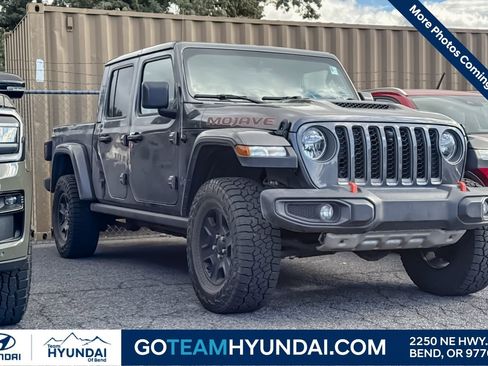 Used 2022 Jeep Gladiator Mojave w/ Trailer Tow Package AWD/4WD image 1