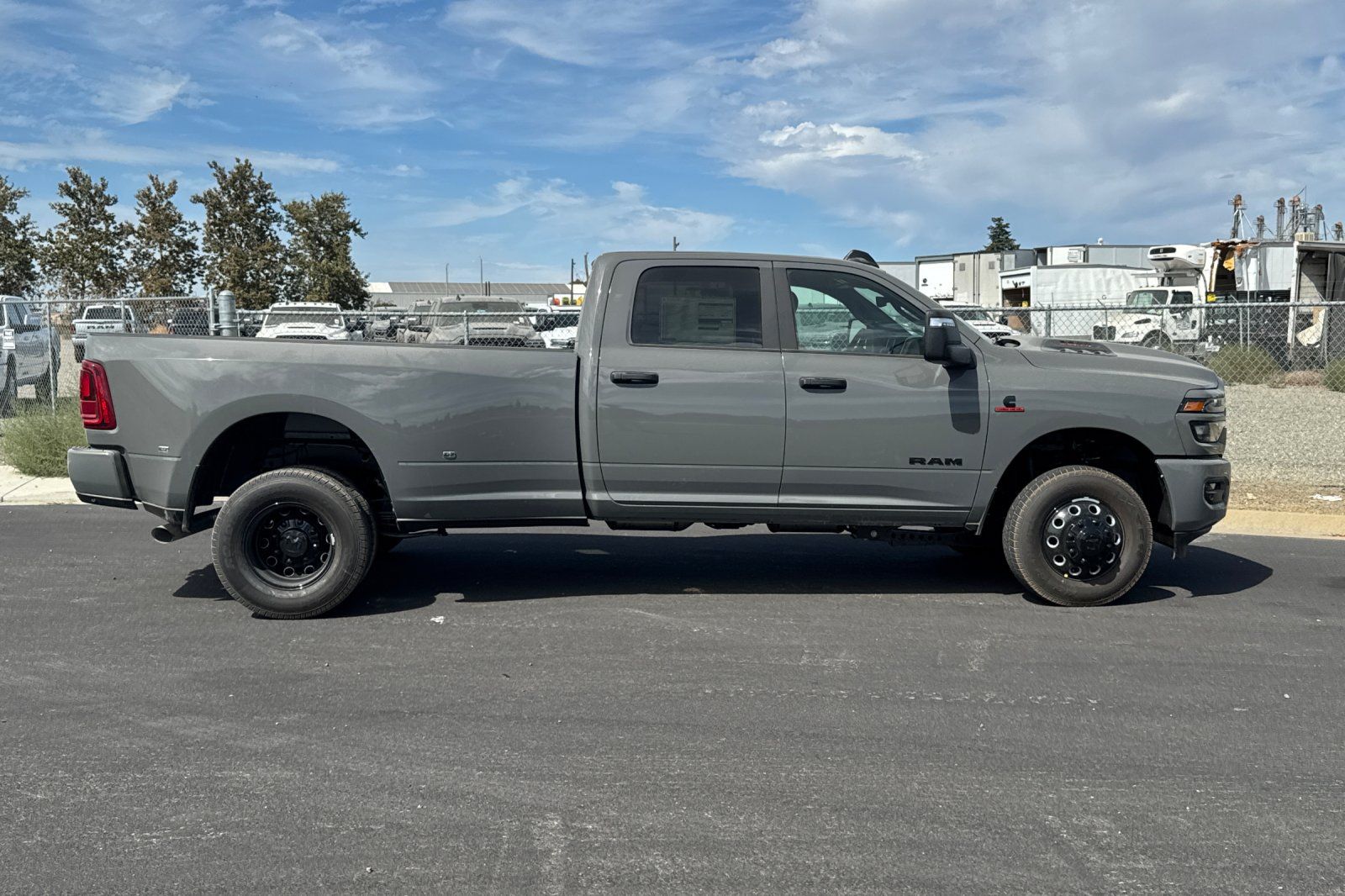 New 2026 RAM 3500 Big Horn AWD/4WD image 2