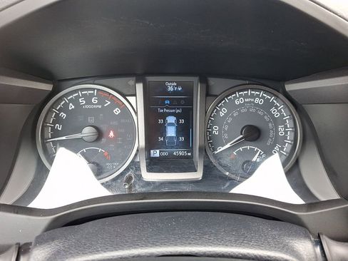 Used 2021 Toyota Tacoma TRD Sport image 19