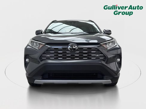 Used 2020 Toyota RAV4 Limited FWD image 14