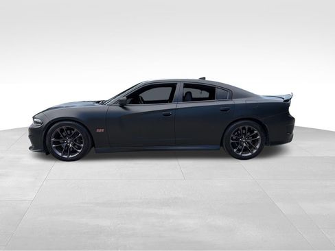 Used 2022 Dodge Charger Scat Pack w/ Plus Group RWD image 4