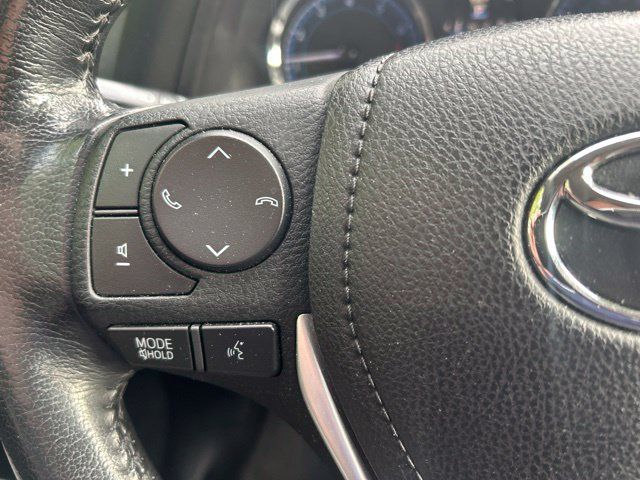 Used 2019 Toyota Corolla SE FWD image 16