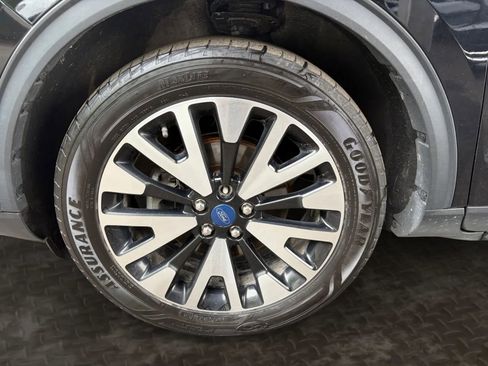 Used 2020 Ford Escape SEL AWD/4WD image 37
