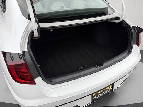 Used 2023 Hyundai Sonata SE image 25