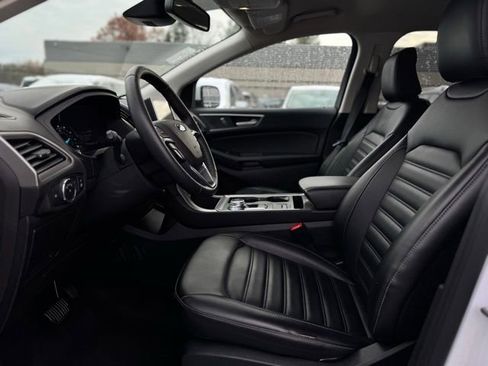 Used 2022 Ford Edge SEL w/ Convenience Package image 16