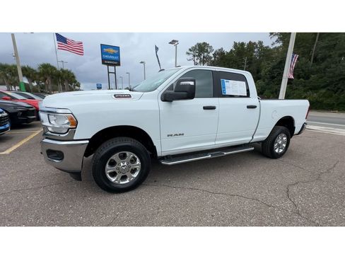 Used 2024 RAM 2500 Big Horn AWD/4WD image 6