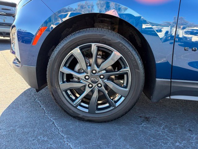 Used 2022 Chevrolet Equinox RS w/ RS Leather Package FWD image 9