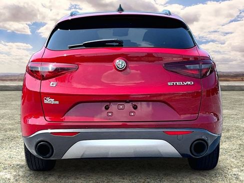 Used 2022 Alfa Romeo Stelvio Ti AWD/4WD image 6