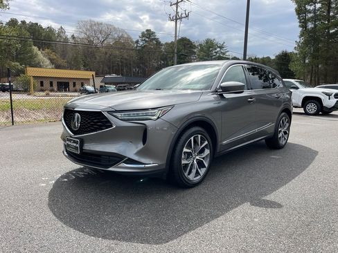 Used 2023 Acura MDX SH-AWD w/ Technology Package image 2