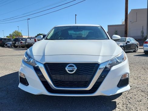 Used 2020 Nissan Altima 2.5 S image 2