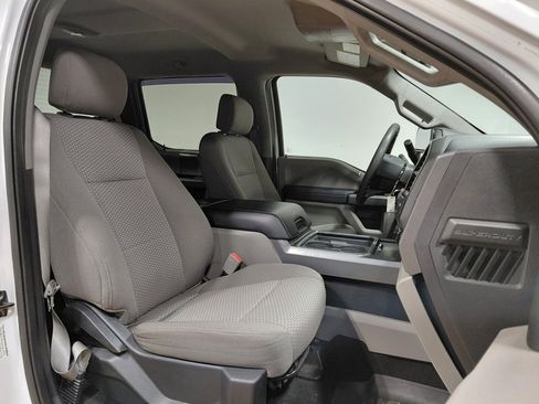 Used 2019 Ford F350 XLT w/ XLT Premium Package image 24