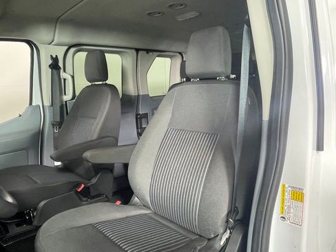 Used 2018 Ford Transit 350 XL image 24