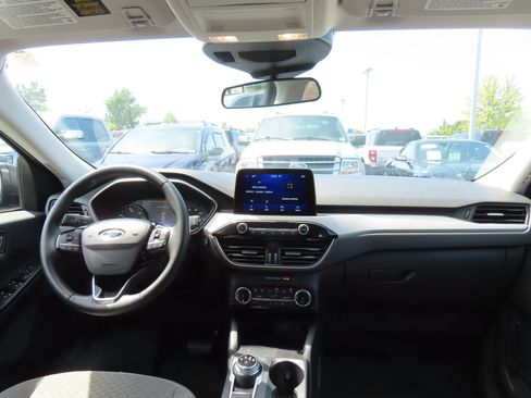Used 2022 Ford Escape SE w/ Convenience Package FWD image 15