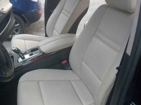 Used 2012 BMW X5 xDrive35i image 9