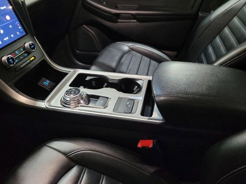 Used 2023 Ford Edge SEL image 26