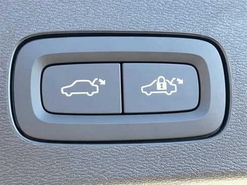 New 2026 Volvo V60 B5 Cross Country Ultra w/ Climate Package image 13