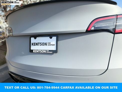 Used 2023 Tesla Model Y Long Range image 34