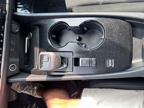 Used 2023 Nissan Rogue SV FWD image 19