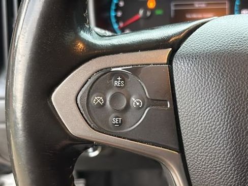 Used 2018 Chevrolet Colorado Z71 AWD/4WD image 14