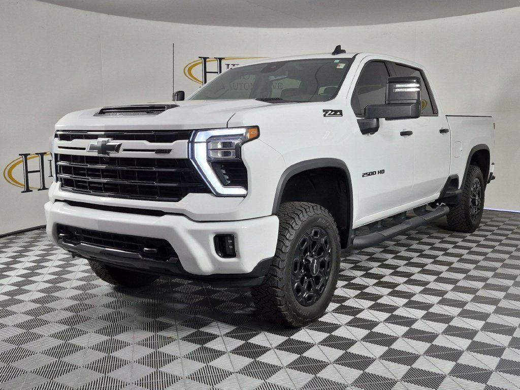 Used 2024 Chevrolet Silverado 2500 LT w/ Z71 Sport Edition AWD/4WD image 8