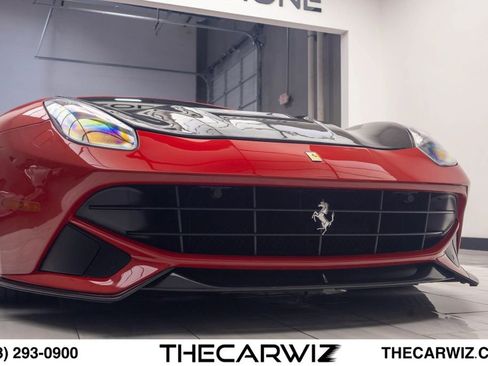 Used 2016 Ferrari F12 Berlinetta RWD image 9